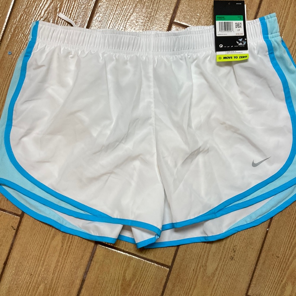 NEW! Nike XL standard fit Dri-fit shorts